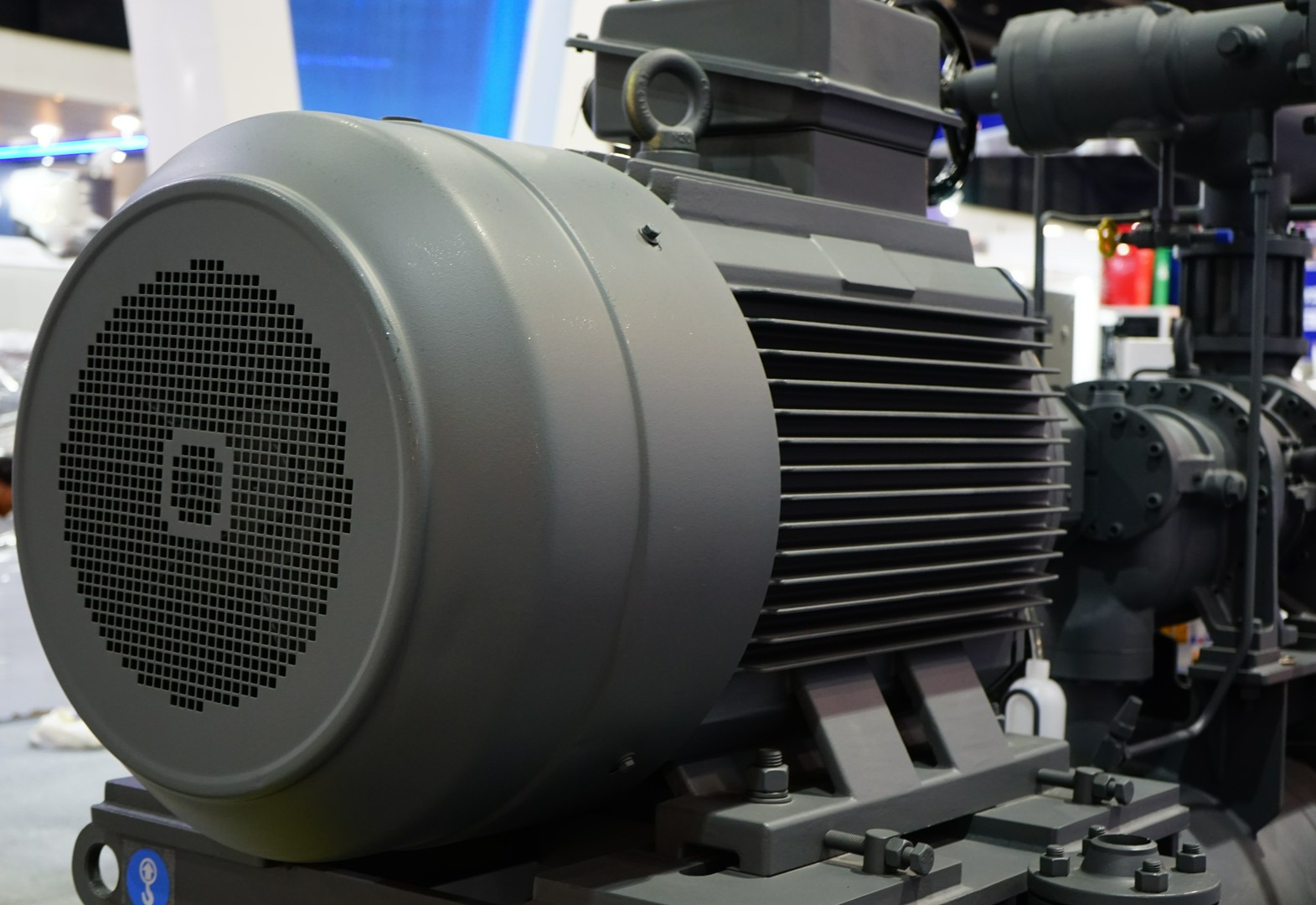 Czynniki wpływające na wybór odpowiedniego silnika elektrycznego do maszyny przemysłowej